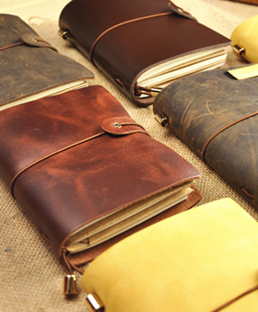 手工牛皮旅行记事本